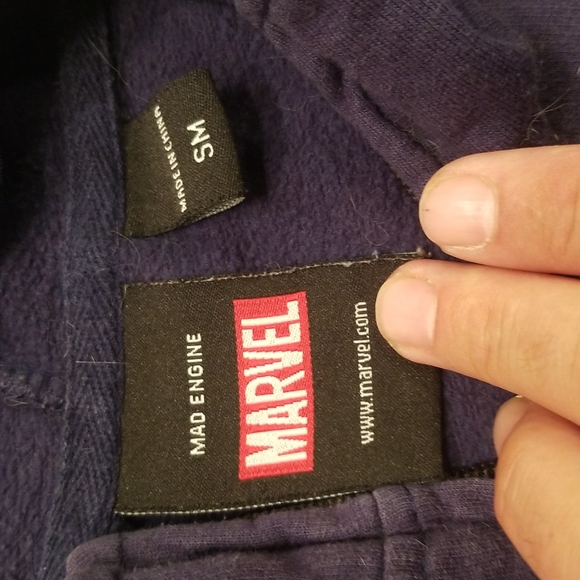 Marvel Captain America Hoodie with eye slots. Could be used as a costume - Picture 4 of 6